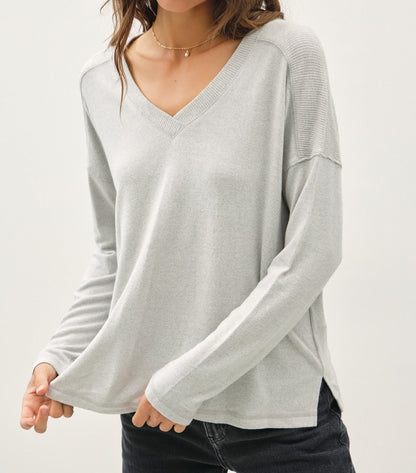 V-NECK BASIC KNIT TOP