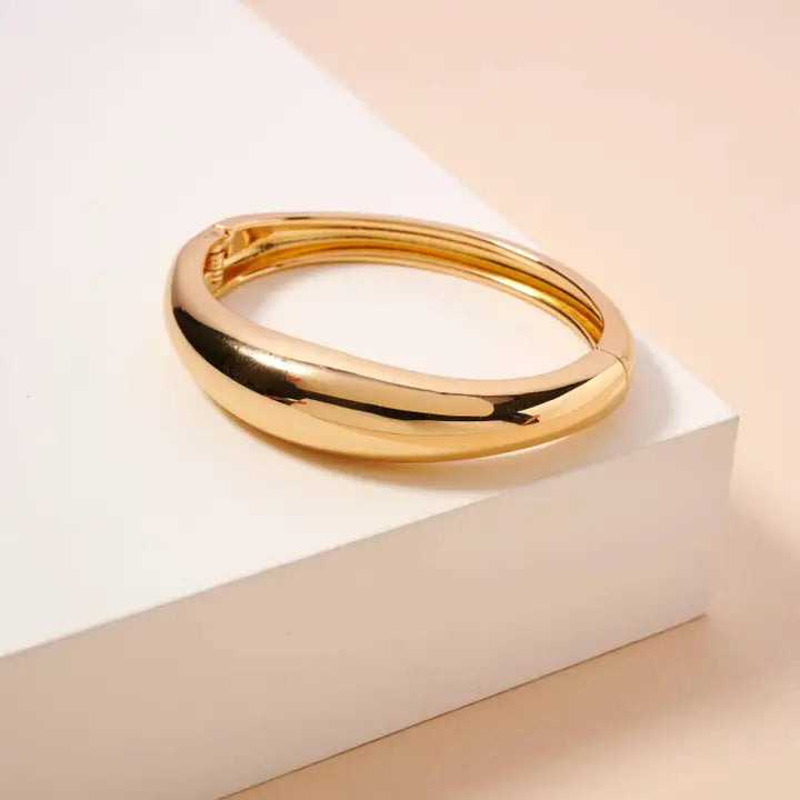 Thin and Wavy Gold Cuff Bracelet