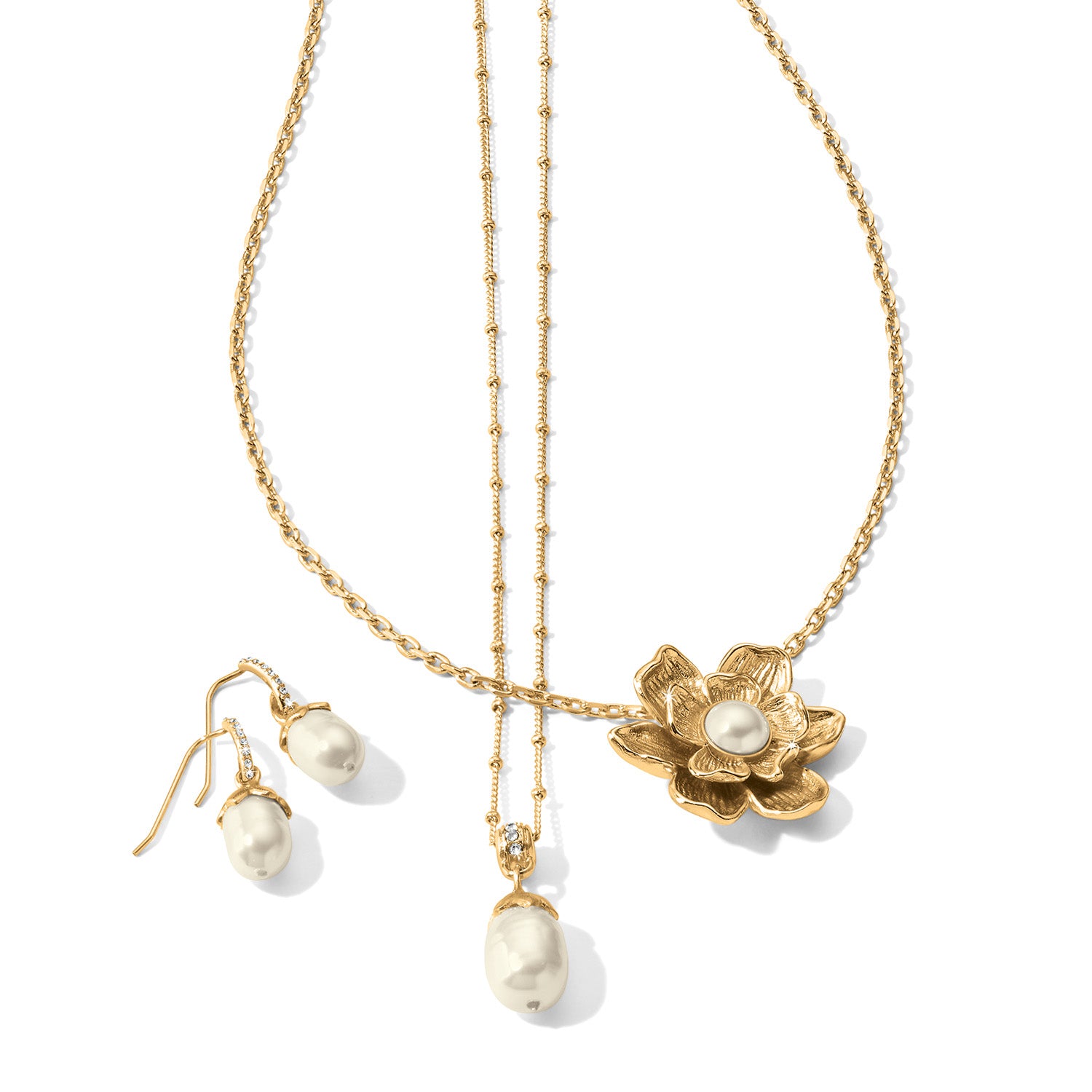 Everbloom Pearl Flower Necklace - Brazos Avenue Market 