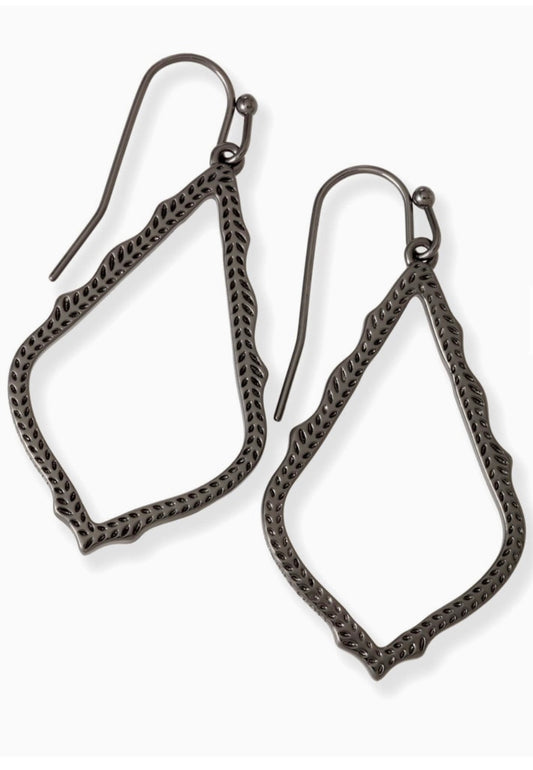 Sophia Drop Earrings in Gunmetal - Brazos Avenue Market 